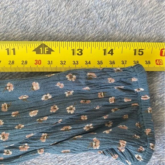 AMERICAN Eagle  Open Back Printed Baby Doll Dress Size XS (slightly shrunk) - Picture 10 of 11